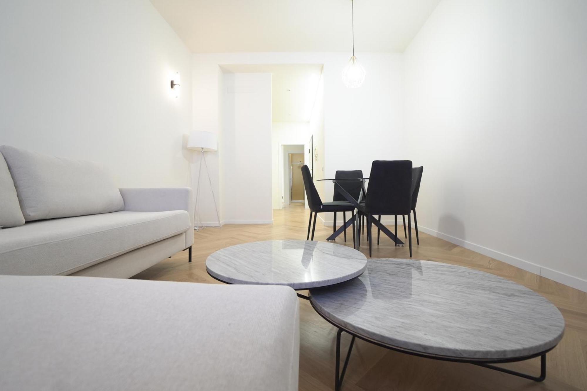 Brera Livings - Luxury Apartment, Full City Center Milán Exterior foto